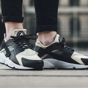 Women’s Nike Air Huarache Run Sz 6.5